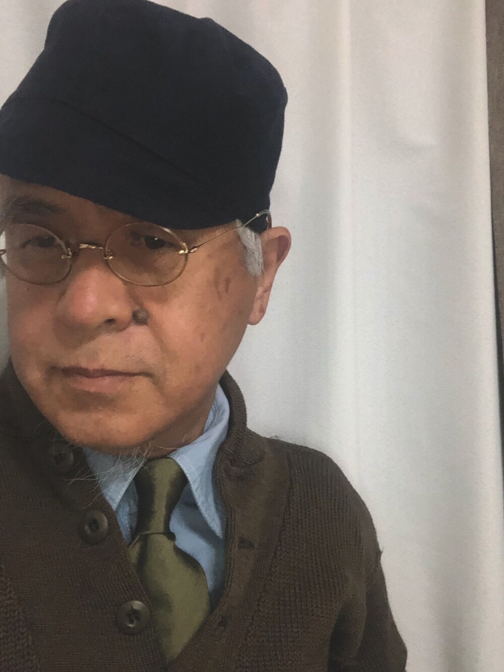 「ミリタリーキャップ、ミリタリーシャツ、ミリタリーセーター、休日スタイル、大人カジュアル、秋のコーデ、おしゃれさんと繋がりたい、古着好きな人と繋がりたい」｜「USNビンテージのアイテム（ニット/セーター、グリーン系）」を使った、しまうまおじさんさん（メンズ・165cm）の秋コーディネートの1枚目の写真