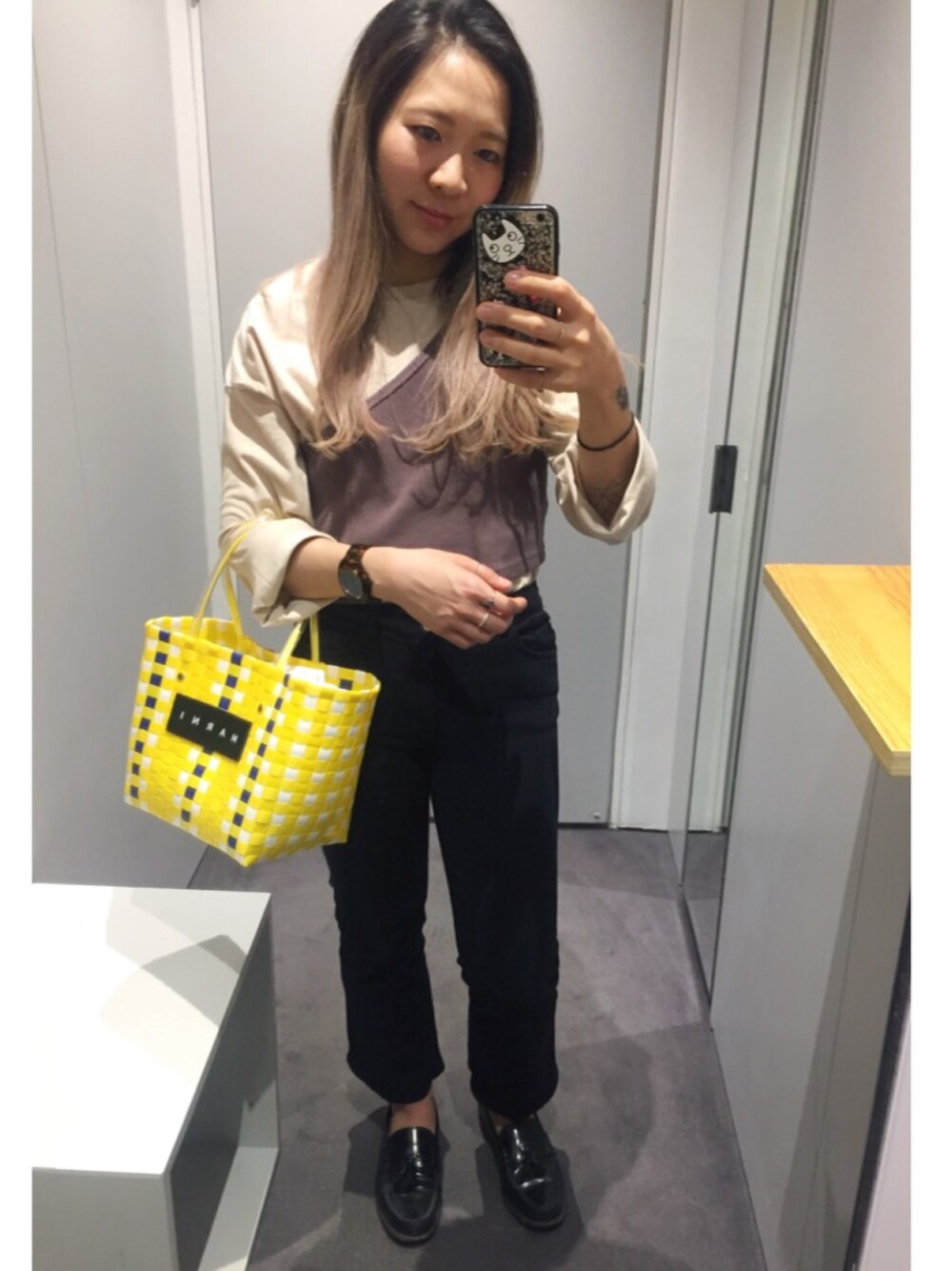 「ootd、WEAR、code、followme、coordinate」｜「MARNIのアイテム（バッグ、イエロー系）」を使った、graciewashereさん（レディース・153cm）の秋コーディネートの1枚目の写真
