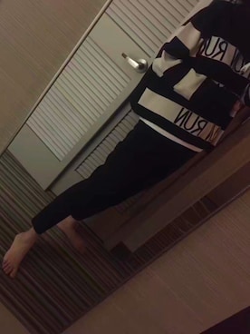 「SPORTMAX（スポーツマックス）のアイテム（针织衫、ブラック系）」を使った、soso_youngさん（レディース）の冬コーディネート
