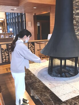 「しまむら（シマムラ）のアイテム（トップス、ブラウン系）」を使った、おにゃみさん（レディース・156cm）の冬コーディネート