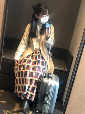 「OLIVE des OLIVE（オリーブデオリーブ）のアイテム（トレンチコート、ベージュ系）」を使った、おにゃみさん（レディース・156cm）の春コーディネート