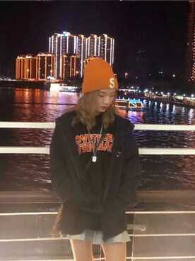 「Li-Ning（リーニン）のアイテム」を使った、阿绿さん（レディース・164cm）の秋コーディネート