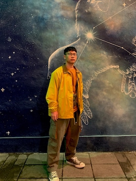 「Woden（ホーデン）のアイテム（その他アウター、イエロー系）」を使った、keephandsomeさん（メンズ・170cm）の冬コーディネート