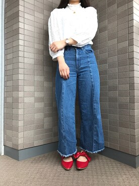 「GU（ジーユー）のアイテム（デニムパンツ、ブルー系）」を使った、sakiさん（レディース・158cm）の春コーディネート