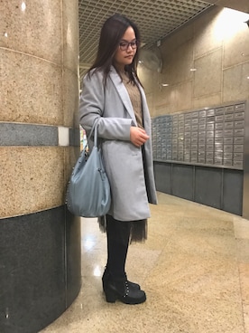 「AS KNOW AS plus（アズノゥアズプラス）のアイテム（ピーコート）」を使った、Kristy Ng さん（レディース・157cm）の冬コーディネート