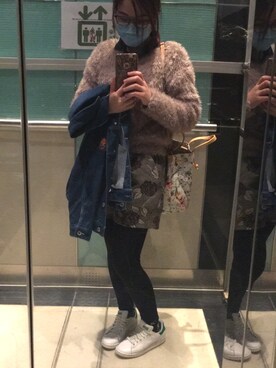 「shorts」｜「アイテム（ジャケット/アウター）」を使った、Kristy Ng さん（レディース・157cm）の冬コーディネート