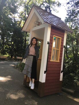 「axes femme（アクシーズファム）のアイテム（その他トップス）」を使った、Kristy Ng さん（レディース・157cm）の冬コーディネート