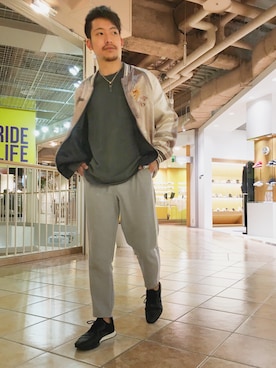 「AVIREX（アヴィレックス）のアイテム（ブルゾン）」を使った、SHOさん（メンズ・168cm）の秋コーディネート