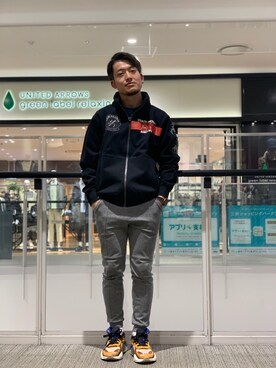 「AVIREX（アヴィレックス）のアイテム（スウェット）」を使った、SHOさん（メンズ・168cm）の春コーディネート