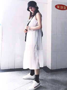 「卡西欧女表のアイテム（アナログ腕時計、ホワイト系）」を使った、木子小姐さん（レディース）の夏コーディネート