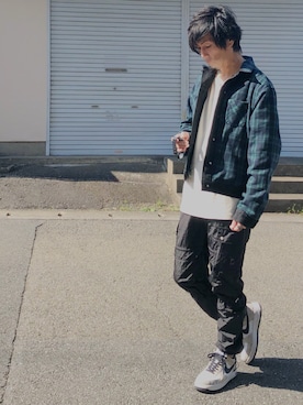 「チェック柄に恋してる」｜「アイテム（カーゴパンツ）」を使った、ContRaStさん（メンズ・173cm）の秋コーディネート