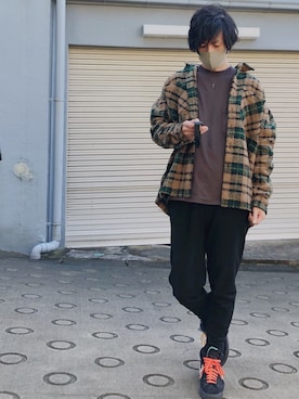 「mnml(ミニマル)のアイテム(トップス)」を使った、ContRaStさん(メンズ・173cm)の秋コーディネート