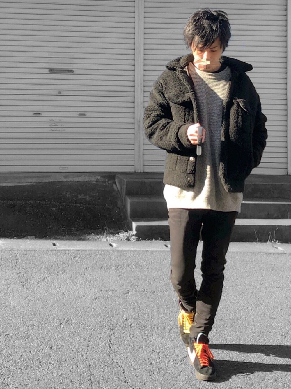 「ボア、ボアジャケット、ブラック、スニーカー、mnml、NIKE」｜「mnmlのmnml SHERPA JACKET（ブルゾン、ブラック系）」を使った、ContRaStさん（メンズ・173cm）の冬コーディネートの1枚目の写真