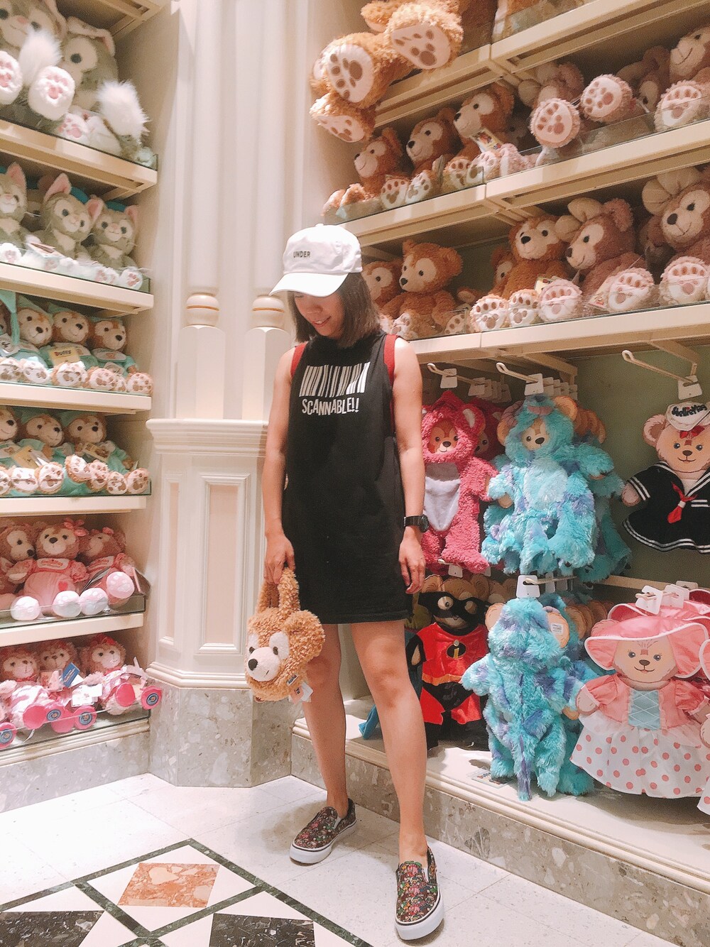 「Disneylandのアイテム（ハンドバッグ、ベージュ系）」を使った、mini.meさん（レディース・150cm）の夏コーディネートの1枚目の写真