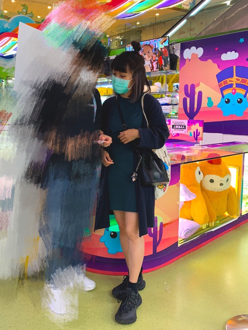 「UNIQLOのアイテム（ワンピース、グリーン系）」を使った、mini.meさん（レディース・150cm）の春コーディネートの1枚目の写真