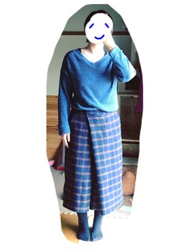 「しまむら（シマムラ）のアイテム（ニット/セーター、ブルー系）」を使った、マシュ〜さん（レディース・165cm）の秋コーディネート