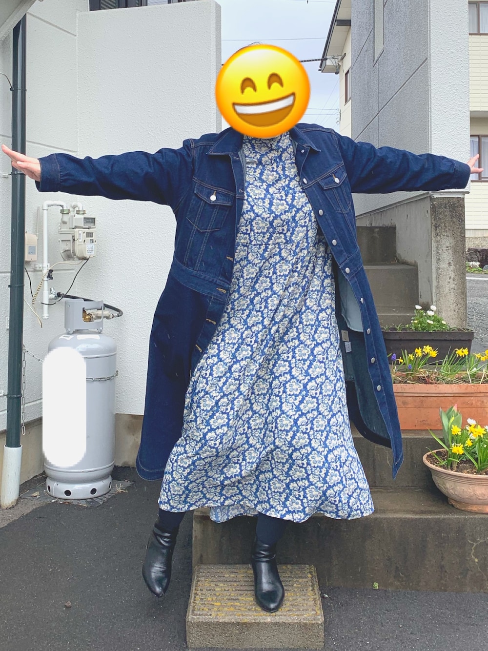 フェリシモ ヴィンテージパターンプリントマキシワンピース 長袖 ブルー M 完売 美品 フェリシモ ヴィンテージパターンプリントワンピース
