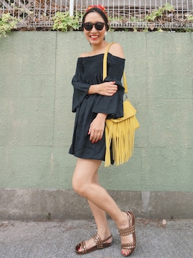 「CRAP EYEWEAR(クラップアイウェア)のアイテム」を使った、内村茉寿美さん(レディース・164cm)の夏コーディネート