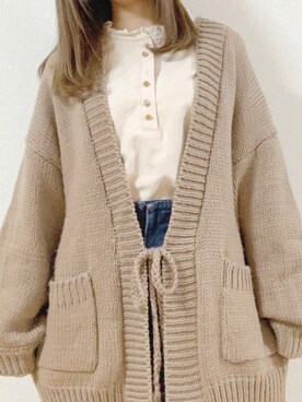 「moi tytto（モイテュット）のアイテム（シャツ/ブラウス、ベージュ系）」を使った、milu.さん（レディース・154cm）の冬コーディネート