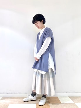 シャツ ブラウスを使った Vネックニット の人気ファッションコーディネート Wear