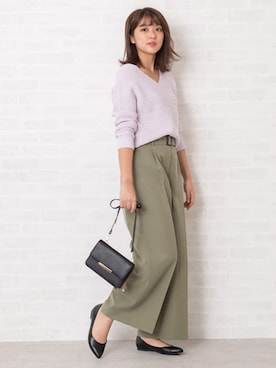 「NATURAL BEAUTY BASIC（ナチュラルビューティーベーシック）のアイテム（パンツ）」を使った、NBB STAFF 18さん（レディース・162cm）の冬コーディネート