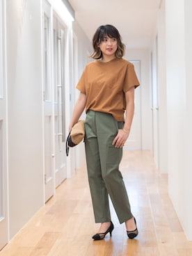 「アイテム（バングル/リストバンド）」を使った、NBB STAFF 18さん（レディース・162cm）の春コーディネート