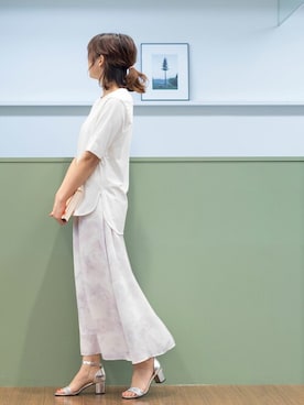 「NATURAL BEAUTY BASIC（ナチュラルビューティーベーシック）のアイテム（Tシャツ/カットソー）」を使った、NBB STAFF 18さん（レディース・162cm）の春コーディネート