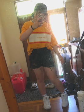 「DING（ディング）のDING/DCEN MORALS Tシャツ（Tシャツ/カットソー、イエロー系）」を使った、けぽさん（レディース・153cm）の夏コーディネート