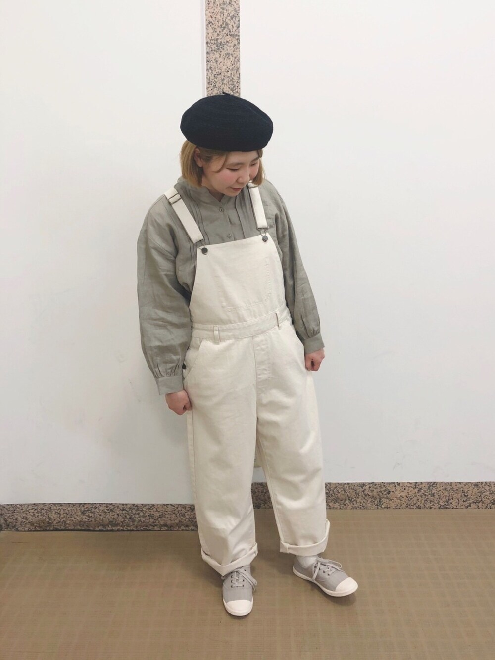 「Samansa Mos2のレース編みコットンサーモベレー（ハンチング/ベレー帽、ブラック系）」を使った、ひきださん（レディース・157cm）の冬コーディネートの1枚目の写真