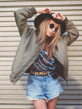 「GLOBAL WORK（グローバルワーク）のフェルトナカオレＨＡＴ/565115（ハット）」を使った、階上実穂さん（レディース・158cm）の秋コーディネート