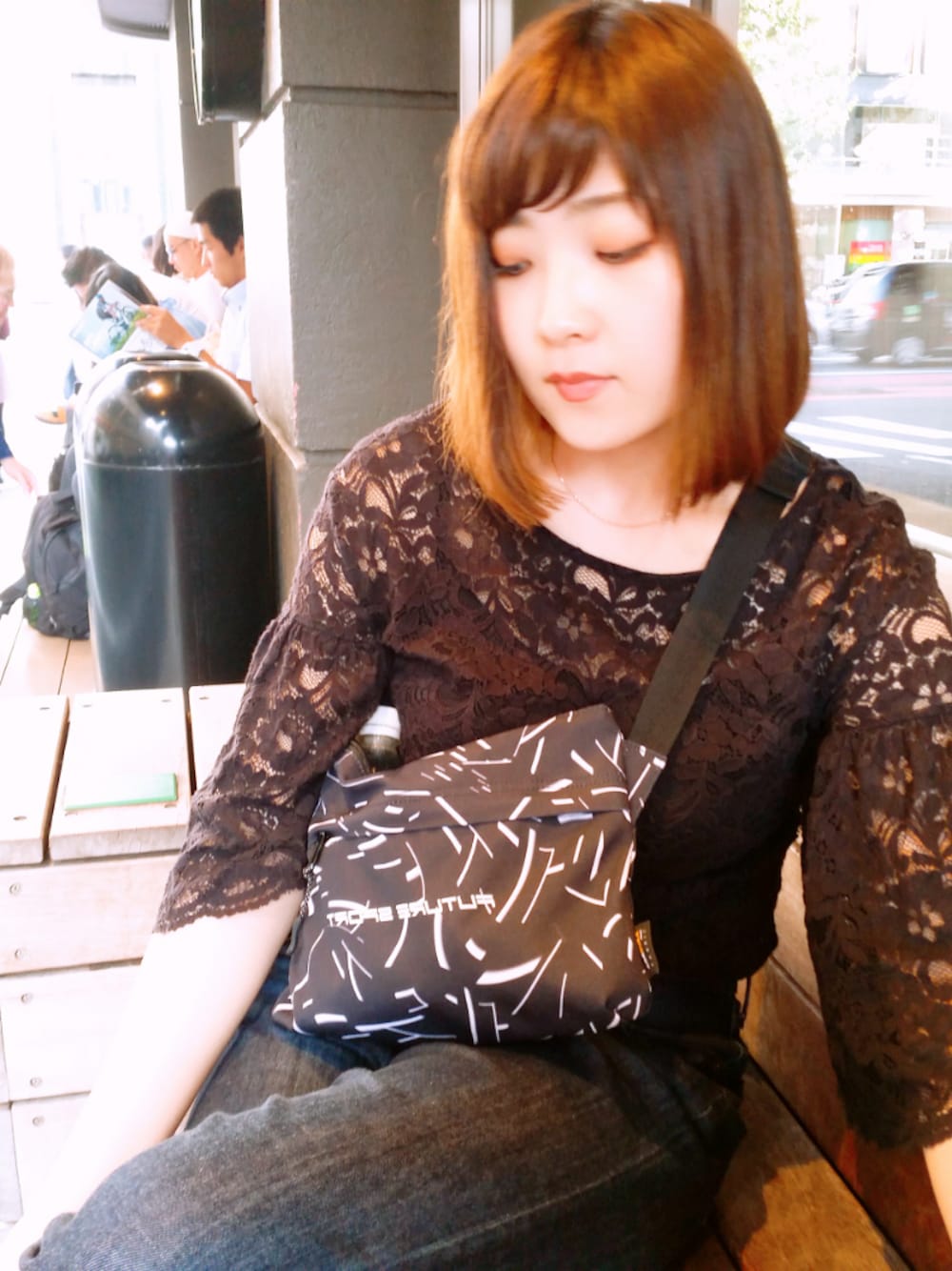 「UNIQLO」｜「LOWRYS FARMのアイテム（シャツ/ブラウス、ブラック系）」を使った、Taruさん（レディース・161cm）の秋コーディネートの1枚目の写真