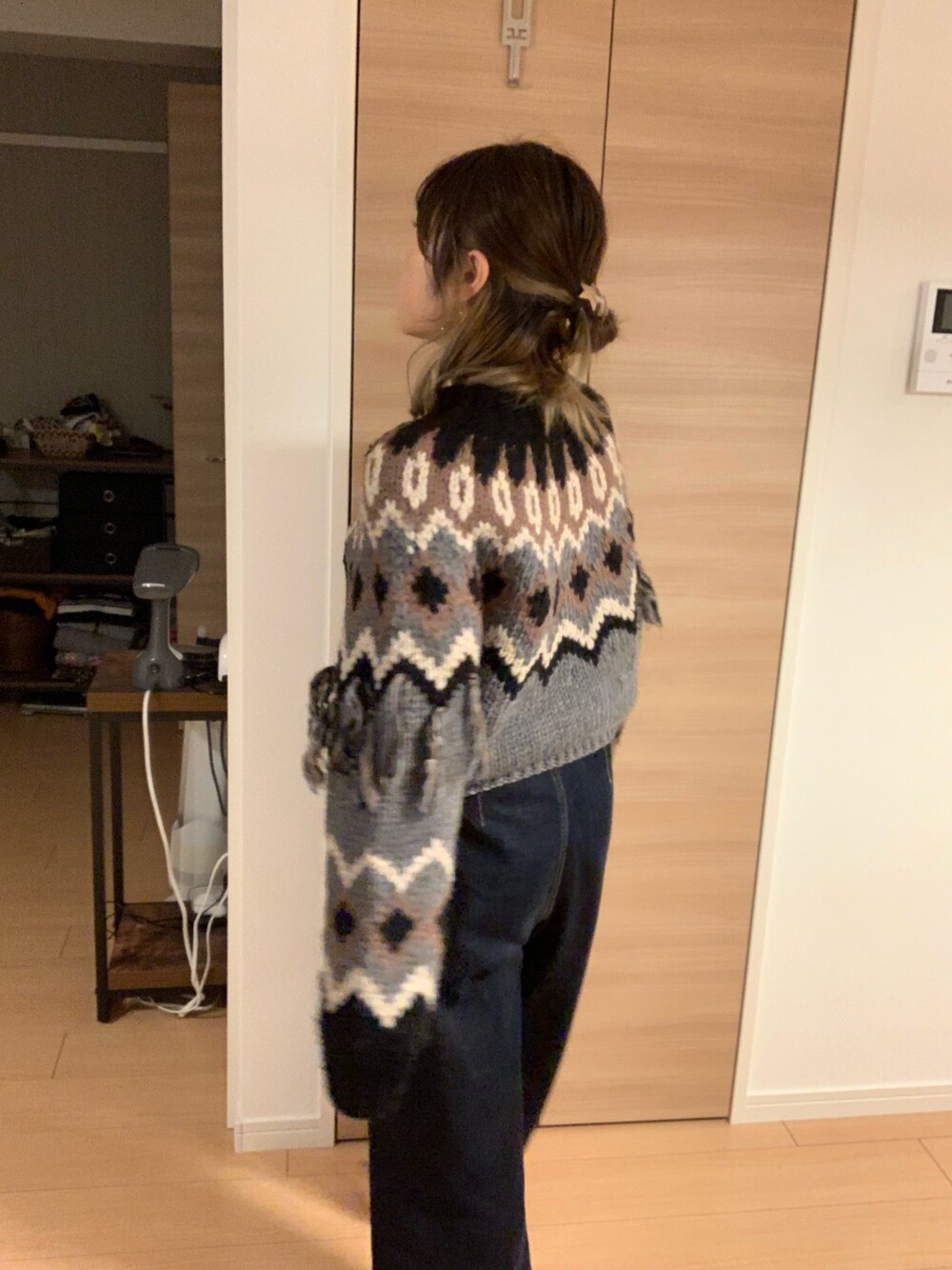 「シンプルコーデ」｜「MOUSSYのGeometric KNIT（ニット/セーター、ブラック系）」を使った、Taruさん（レディース・161cm）の冬コーディネートの1枚目の写真