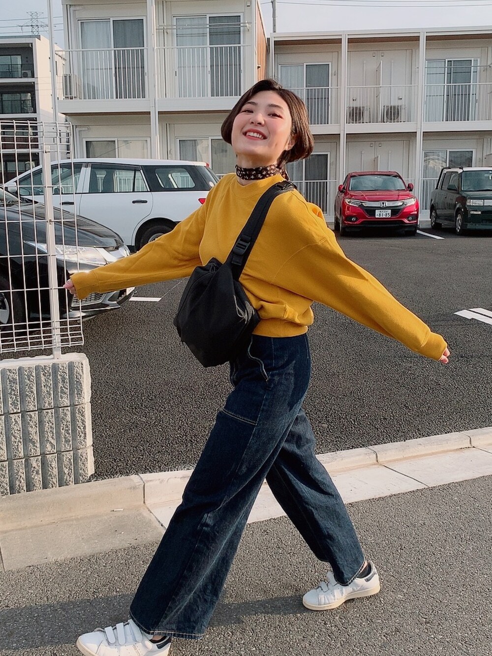 「ootd」｜「Cote&Cielの【Cote&Ciel/コートエシエル】 ミニショルダーバッグ（サコッシュタイプ）（ショルダーバッグ、ブラック系）」を使った、Taruさん（レディース・161cm）の秋コーディネートの1枚目の写真