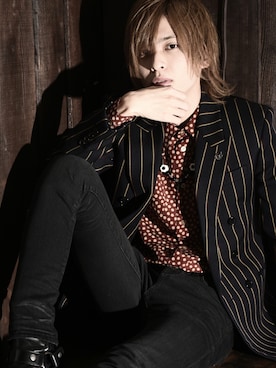 「SAINT LAURENT PARIS（サンローランパリ）のアイテム（テーラードジャケット）」を使った、tomayamashitaさん（メンズ・170cm）の秋コーディネート