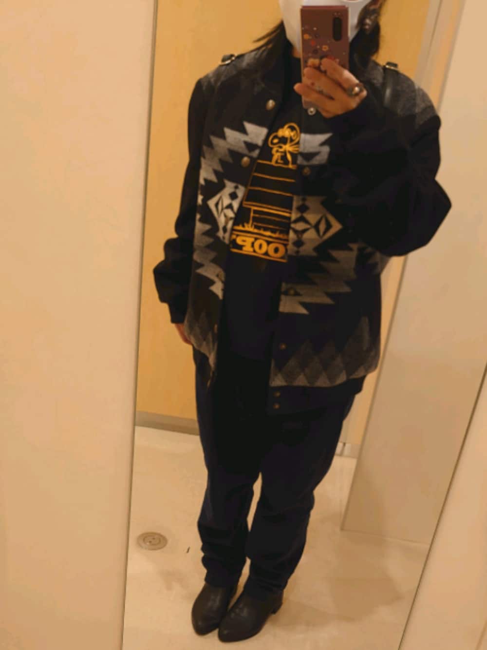 「ペンドルトン、PENDLETON、冬コーデ、スヌーピー」｜「PENDLETONのアイテム（ジャケット/アウター、ブラック系）」を使った、Mamiさん（レディース・148cm）の秋コーディネートの1枚目の写真