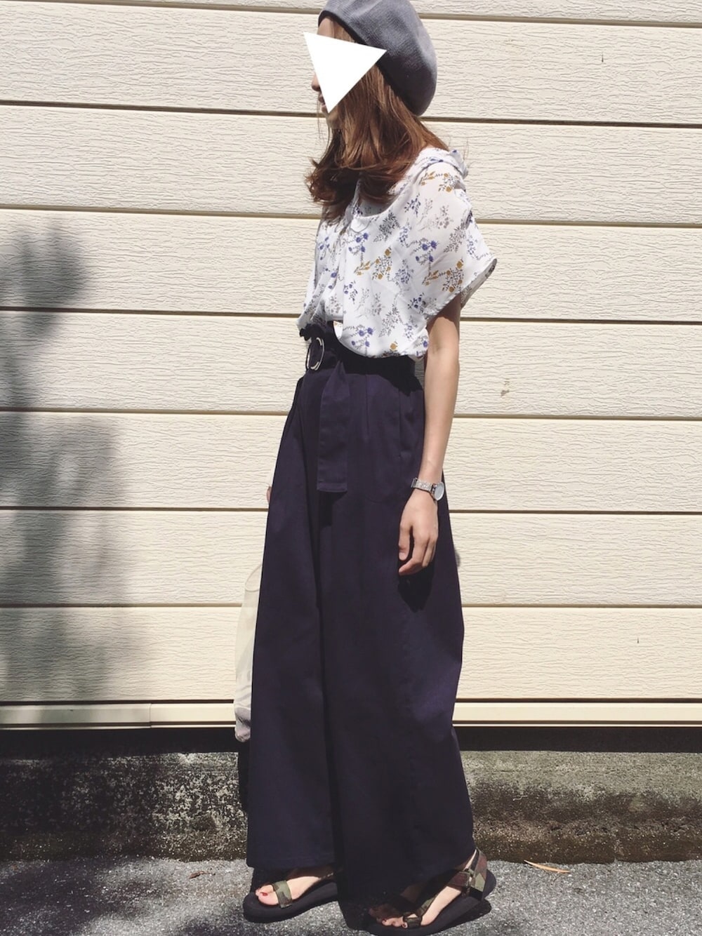 TODAYFULのアイテムを使った「花柄シャツ」の人気ファッション