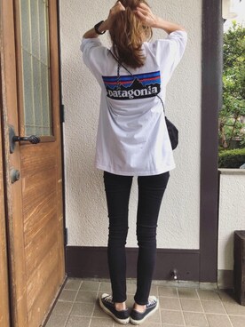 Patagonia パタゴニア のtシャツ カットソーを使ったレディース人気ファッションコーディネート ユーザー Wearista 季節 9月 11月 Wear