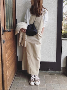 「ISOOK（アイスー）のアイテム（Tシャツ/カットソー）」を使った、Sato*さん（レディース・164cm）の冬コーディネート