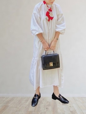 「select MOCA（セレクトモカ）の柔らかく履きやすいフェイクレザーゴールドビット付きローファー（ローファー）」を使った、𝚖𝚊𝚛𝚛𝚘𝚗さん（レディース・160cm）の夏コーディネート