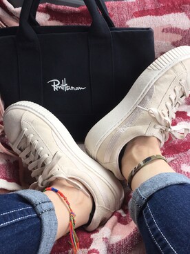 「PUMA（プーマ）のPUMA  プーマ W BASKET PLATFORM PATENT バスケット プラットフォーム パテント 363314 02OATMEAL/O.（スニーカー、ベージュ系）」を使った、hit☺︎miさん（レディース）の春コーディネート