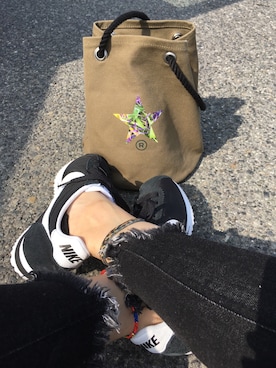 「CONVERSE（コンバース）のアイテム（バッグ、グリーン系）」を使った、hit☺︎miさん（レディース）の春コーディネート
