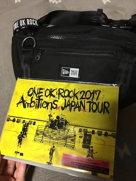 「NEW ERA（ニューエラ）の【NEW ERA/ニューエラ】WAIST BAG 1680D 2 （ボディバッグ/ウエストポーチ、ブラック系）」を使った、hit☺︎miさん（レディース）の春コーディネート