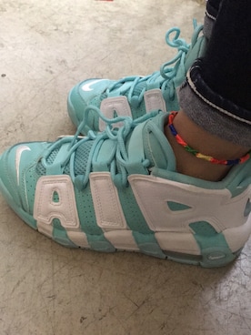 「NIKE（ナイキ）のアイテム（スニーカー、ブルー系）」を使った、hit☺︎miさん（レディース）の秋コーディネート