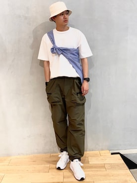 「ホワイトスニーカー」｜「アイテム（その他）」を使った、kengoさん（メンズ・180cm）の夏コーディネート