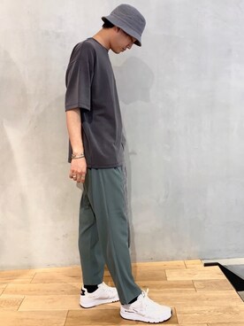 「ホワイトスニーカー」｜「アイテム（その他）」を使った、kengoさん（メンズ・180cm）の夏コーディネート