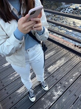 「アイテム（ナイロンジャケット、ホワイト系）」を使った、hinamuraさん（レディース・162cm）の春コーディネート