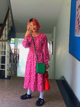 「Switch（スウィッチ）のアイテム」を使った、牙好疼啊喂さん（レディース・160cm）の春コーディネート