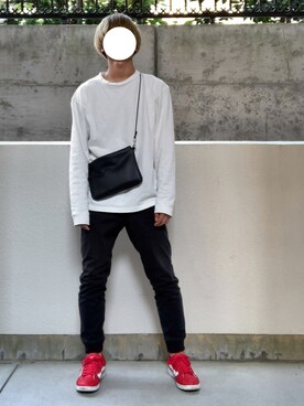 赤スニーカー のメンズ人気ファッションコーディネート ユーザー その他ユーザー Wear