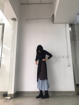 「GUIDI（グイディ）のアイテム」を使った、D҉A҉D҉A҉さん（レディース・176cm）の冬コーディネート