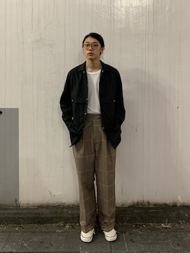「HAVERSACK（ハバーザック）のアイテム（パンツ）」を使った、みうらさん（メンズ・177cm）の秋コーディネート